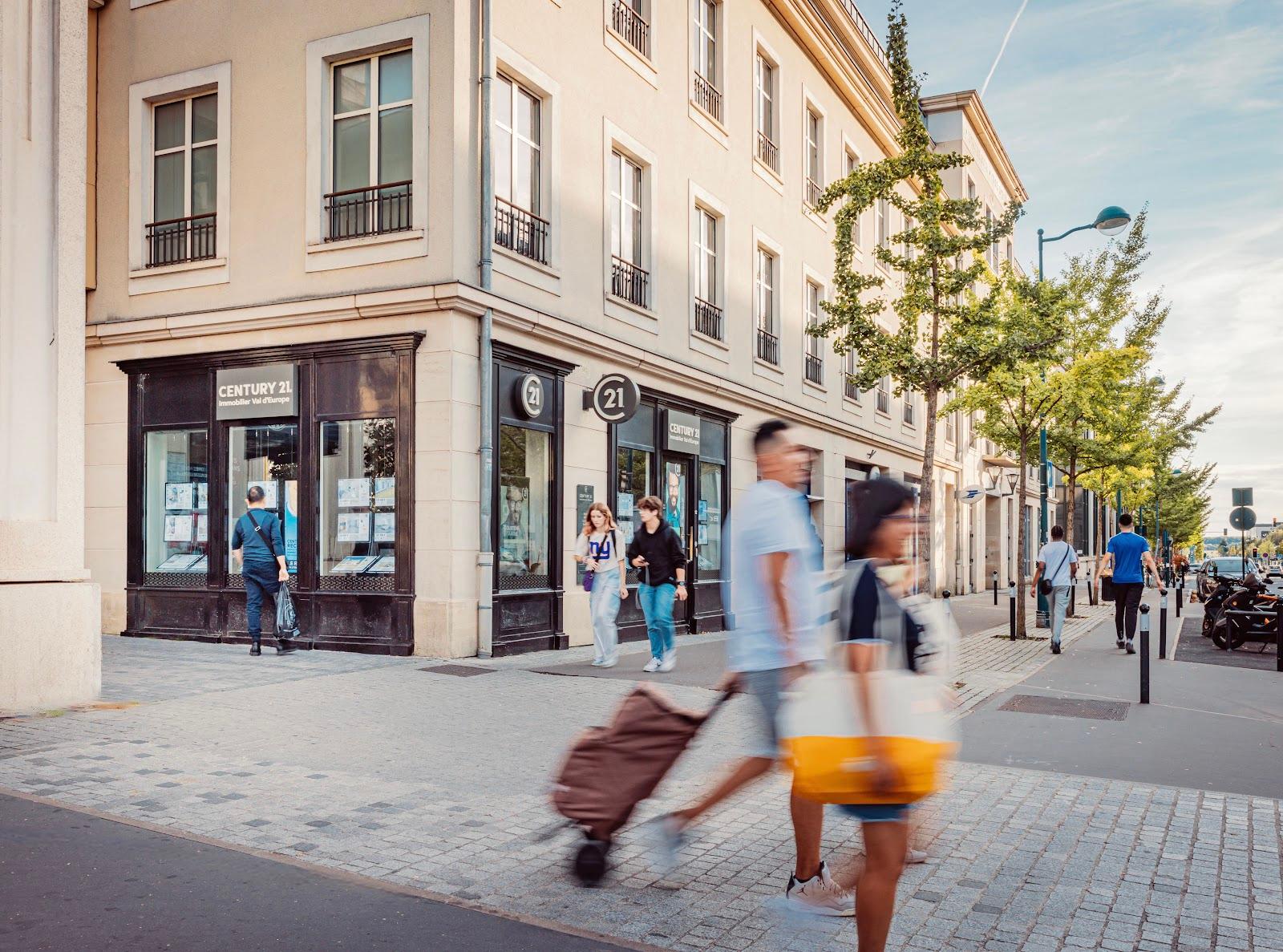 Agence Immobilière - Century 21 Immobilier Val d’Europe - (Achat / Vente / Estimation / Gestion Immobilière) - Serris