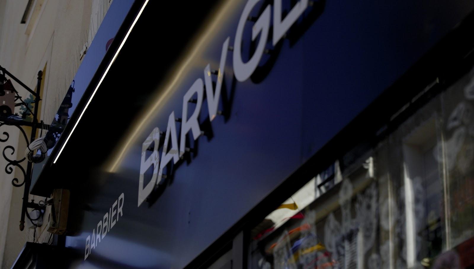Barv Glas