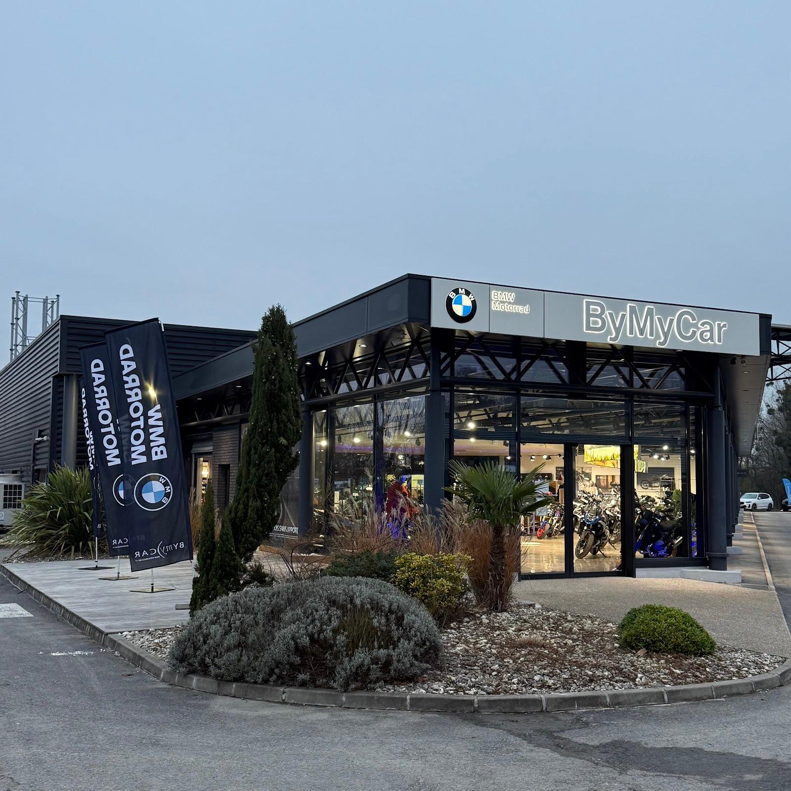 BMW Motorrad BYmyCAR 77