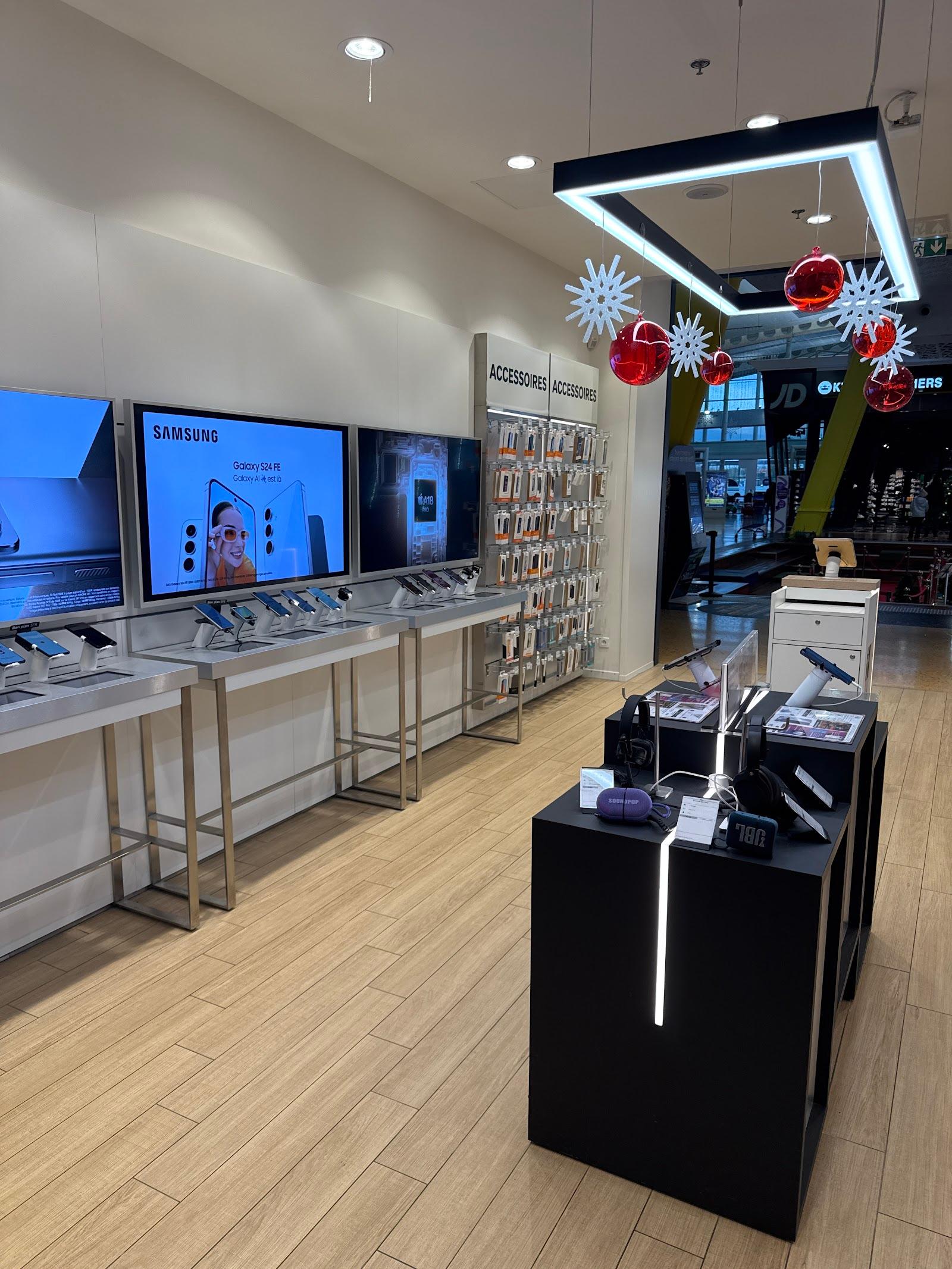 Boutique SFR Collegien Bay2
