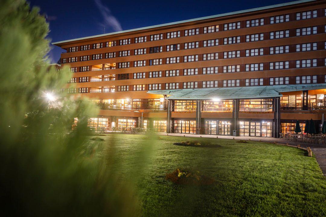 Disney Sequoia Lodge