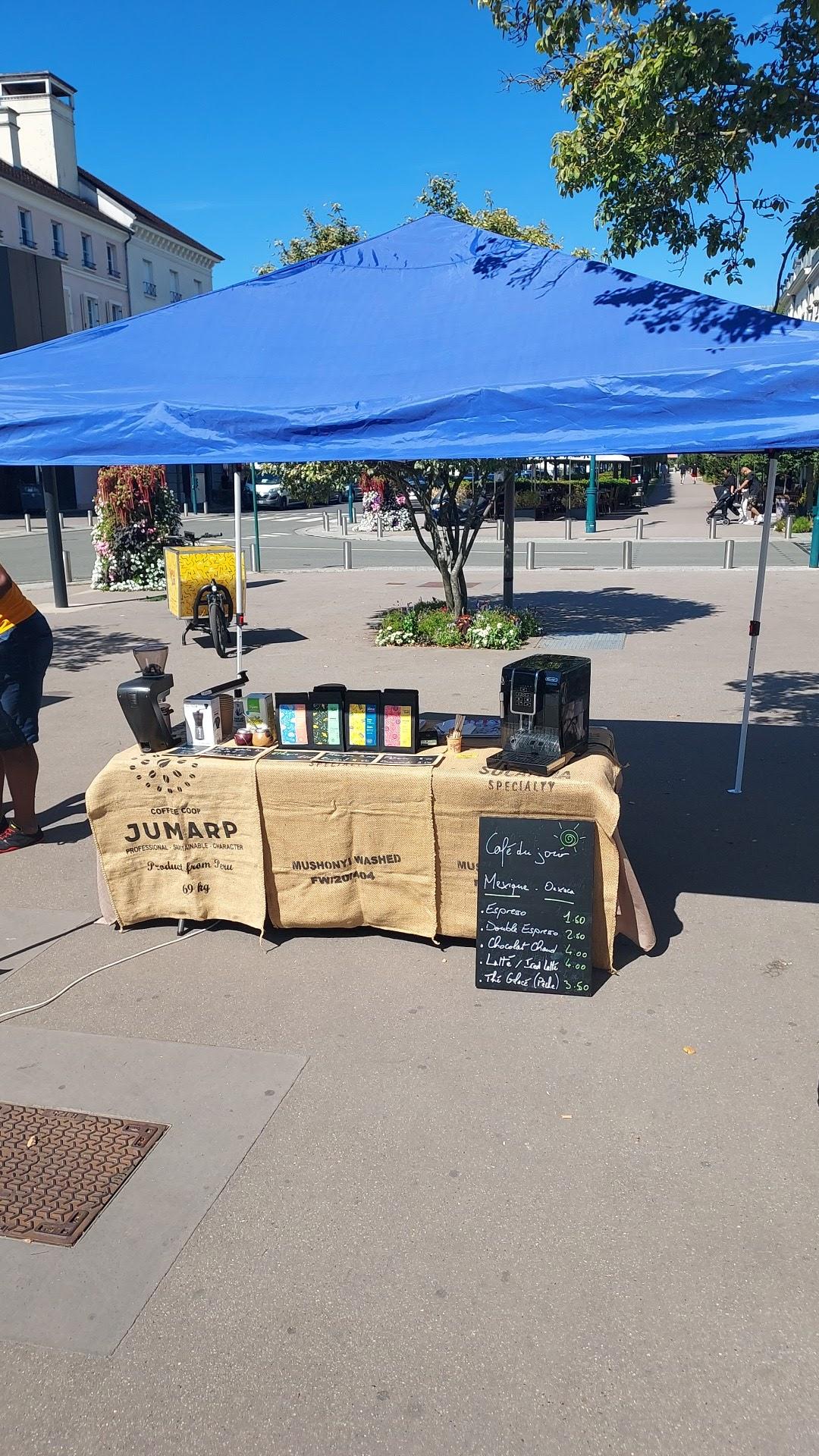 Marché du dimanche - Sunday Market - Street coffeeshop - Street food