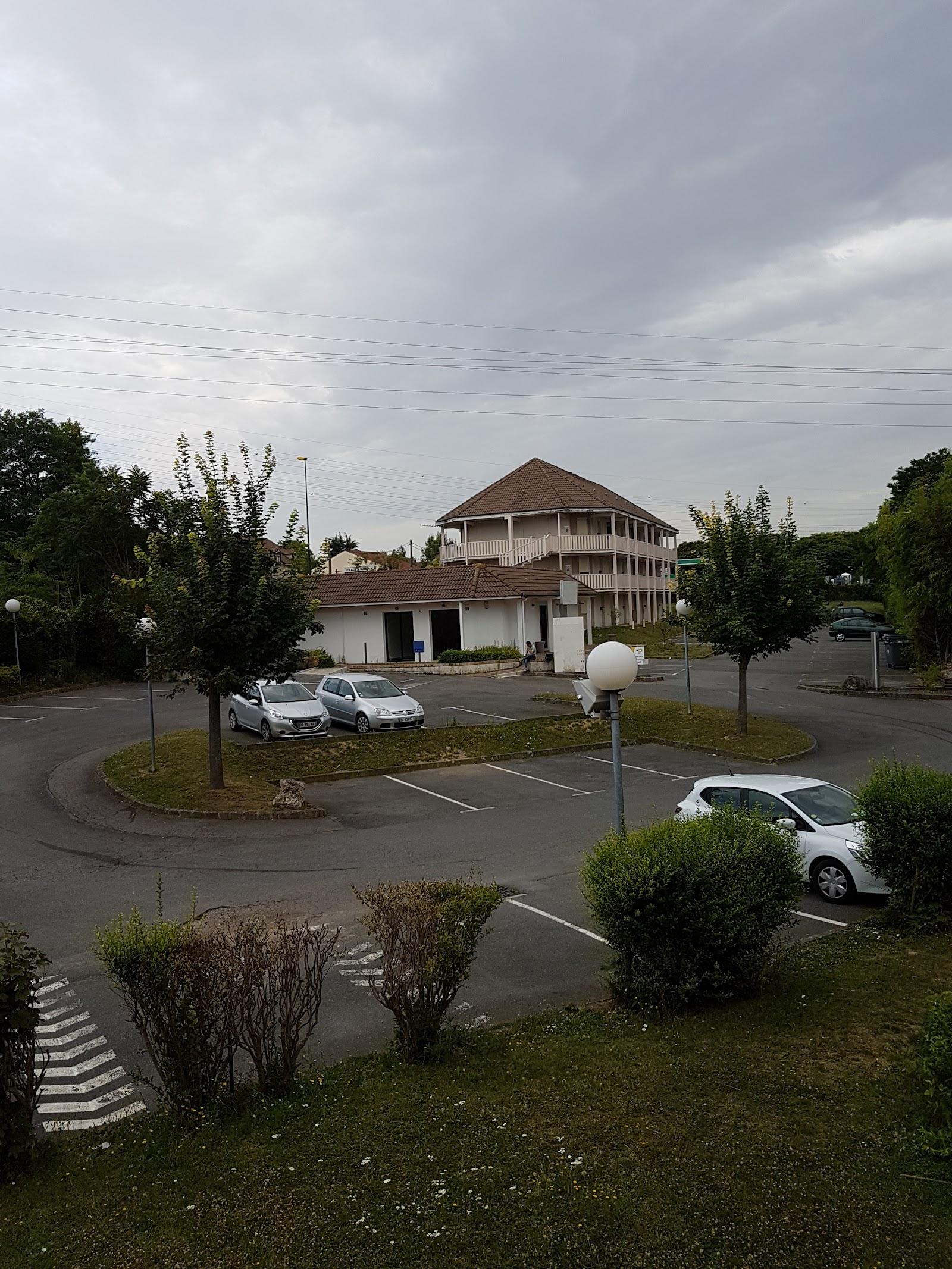 Mondhotel Chelles