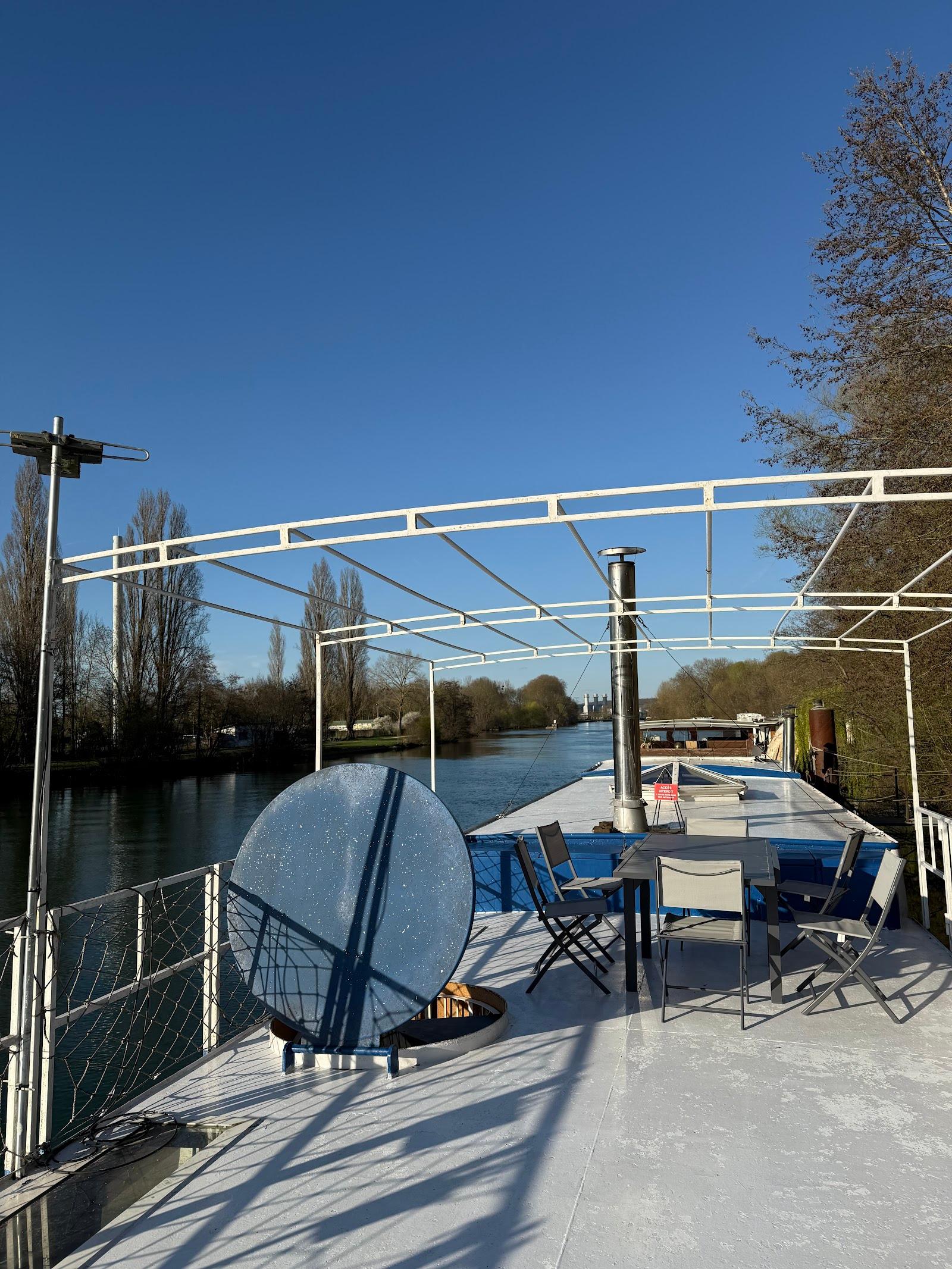Péniche Amadeus