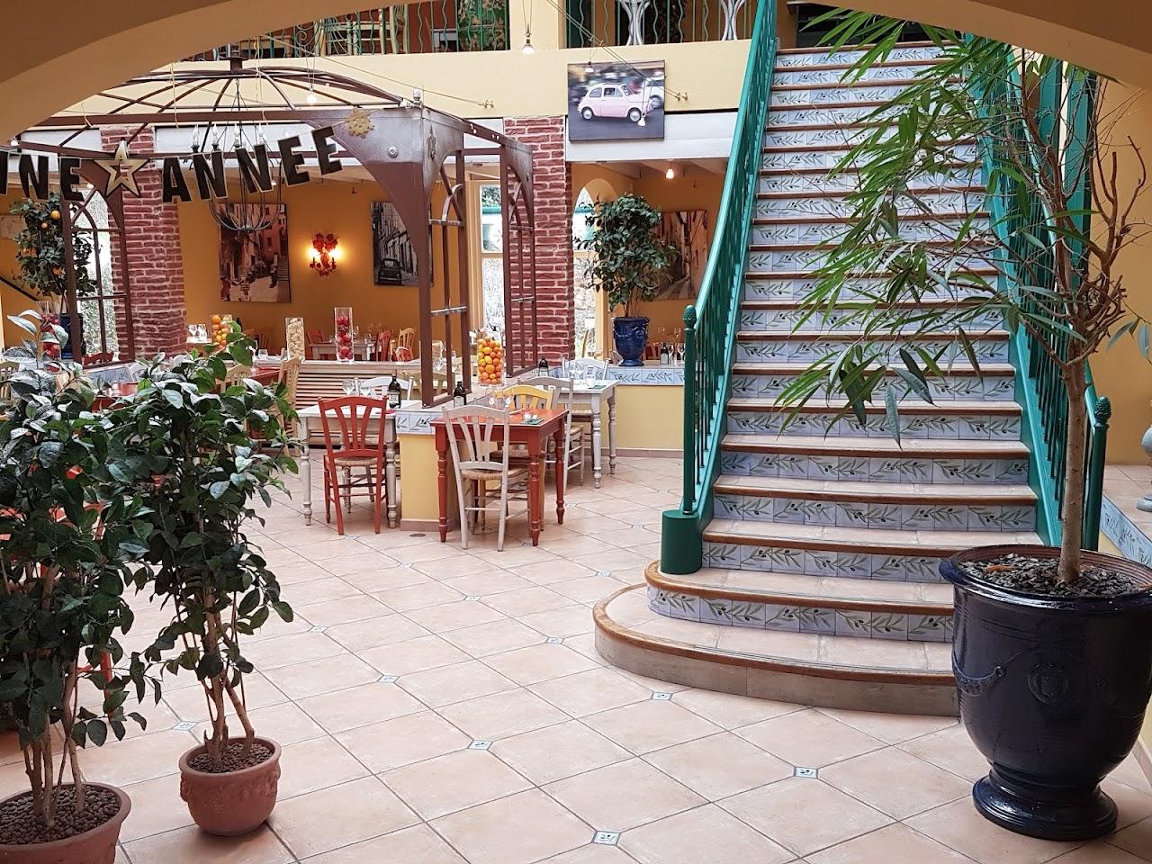 Rigatoni Cafe
