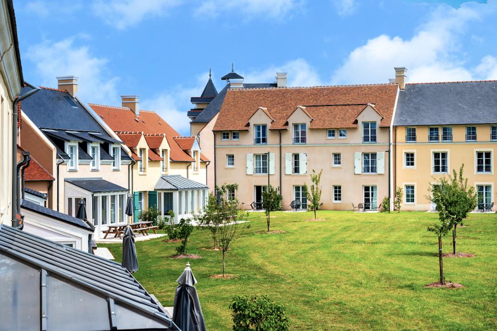 Staycity Aparthotels near Disneyland Paris